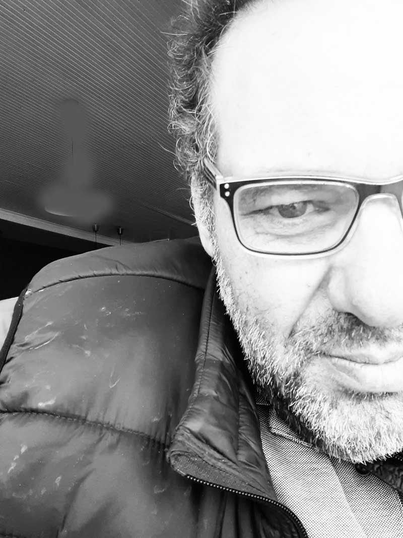 Γιώργος Λαμπριανίδης Γιώργος Λαμπριανίδης